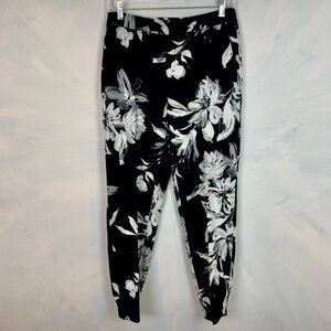 Zara Floral Ankle Length Dress Joggers